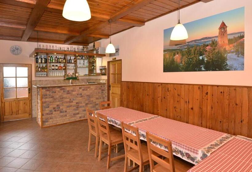 غرفة كلاسيكية رباعية, Penzion Jizerka