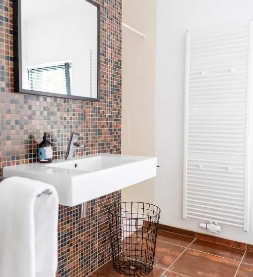 Deluxe Yhden Hengen Huone, Avellano
