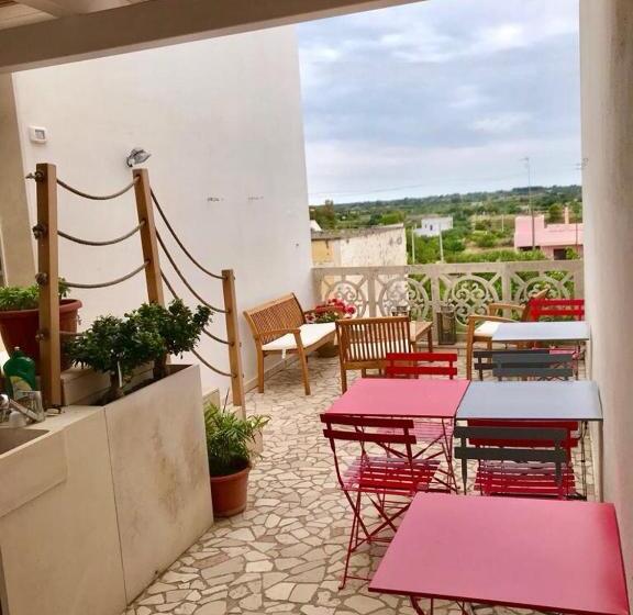 발코니가 있는 4인용 스탠다드 룸, Le Stanze Di Brando E Nico