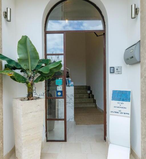 패밀리 룸, Le Stanze Di Brando E Nico