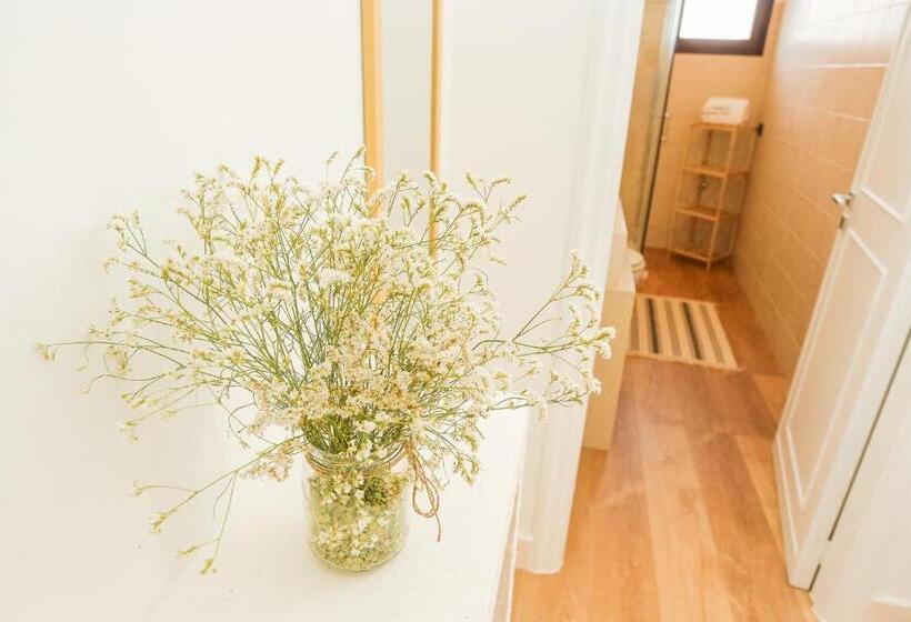 발코니가 있는 4인용 스탠다드 룸, Le Stanze Di Brando E Nico