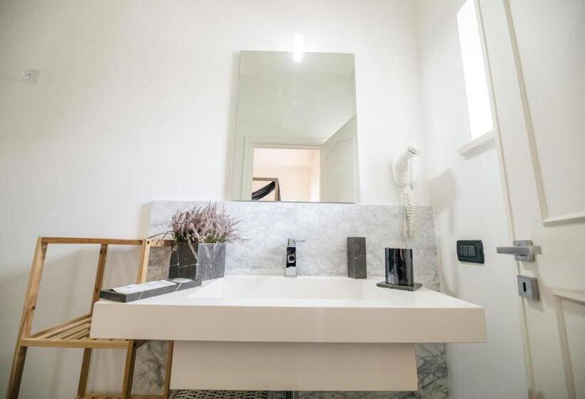 패밀리 룸, Le Stanze Di Brando E Nico