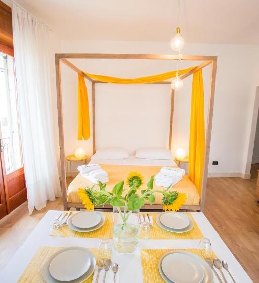 발코니가 있는 4인용 스탠다드 룸, Le Stanze Di Brando E Nico