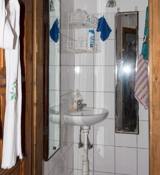 חדר דלוקס, Pataky Borporta