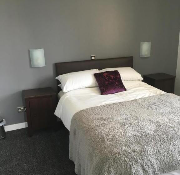 基本间, Highgate Inn