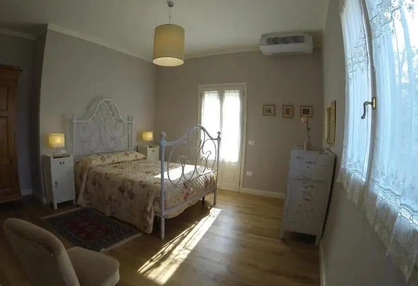 スーペリアールーム, B&b Orsobigio
