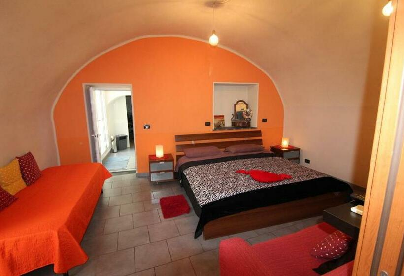 コンフォートトリプルルーム, Due Passi Dal Mare