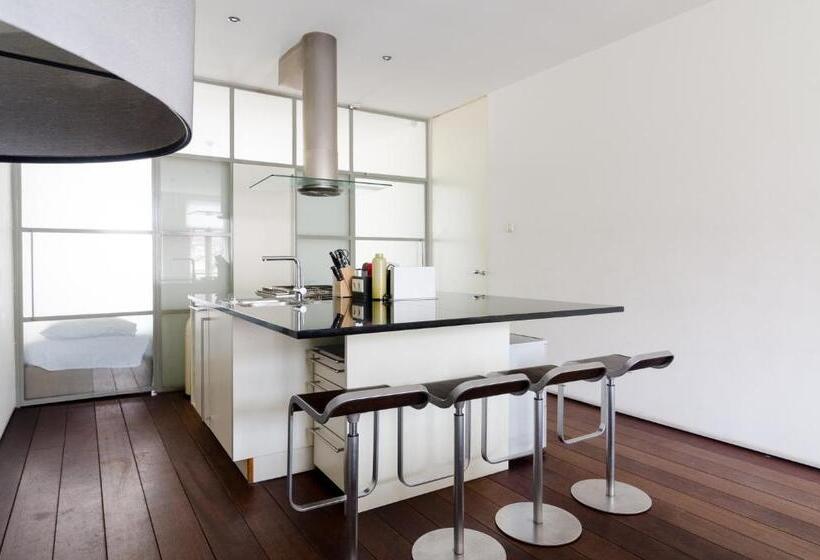 1ベッドルームのスーペリアアパートメント, Marnix Modern: Supercentral 8p