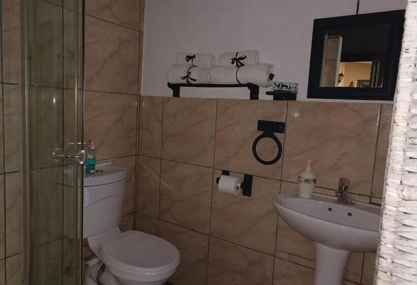 スタンダードルーム, Villa Luca Guesthouse & Chalets