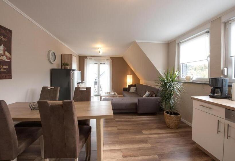 Студия Стандарт, Gästehaus Eifelzauber