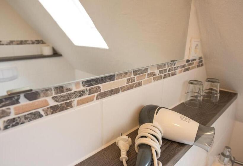 Студия Стандарт, Gästehaus Eifelzauber