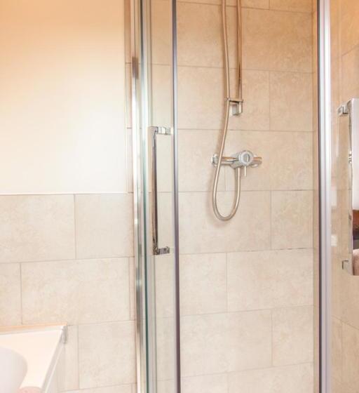 1间卧室的房子, Abbey Farm Glamping & Cottage