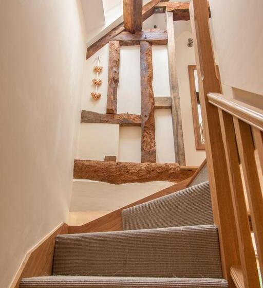 1间卧室的房子, Abbey Farm Glamping & Cottage