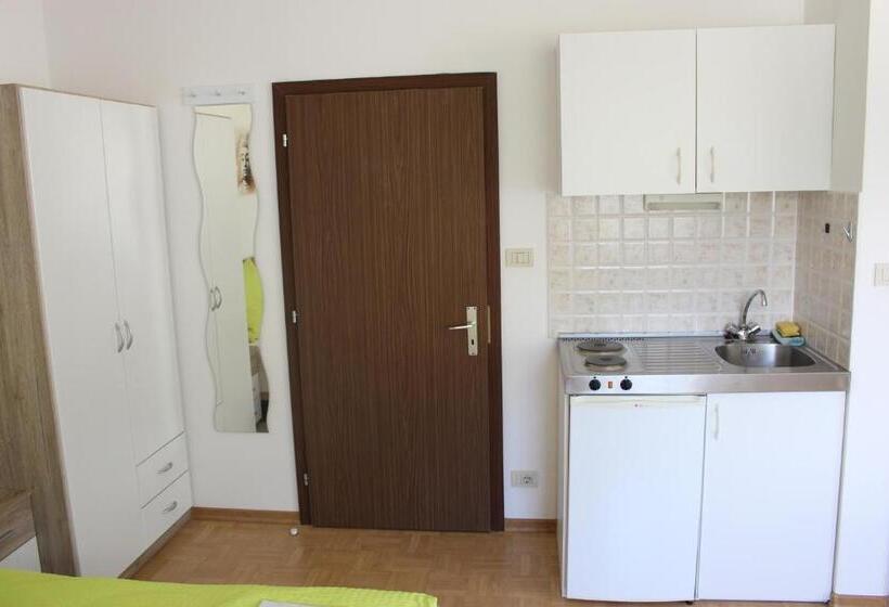 标准房带园景, Watscherhof