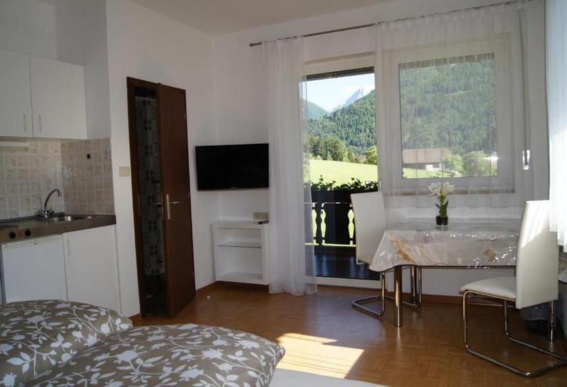 标准房带园景, Watscherhof