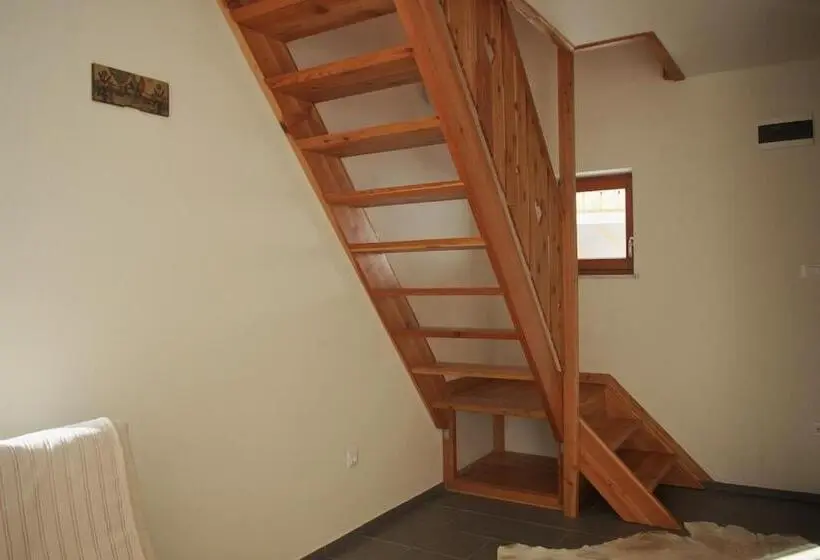 آپارتمان 1 خوابه با چشم‌انداز باغ, Guesthouse Planinski Dom Majerhold