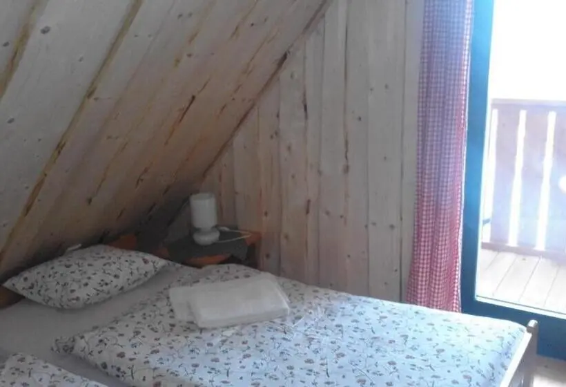 اتاق خانوادگی, Guesthouse Planinski Dom Majerhold
