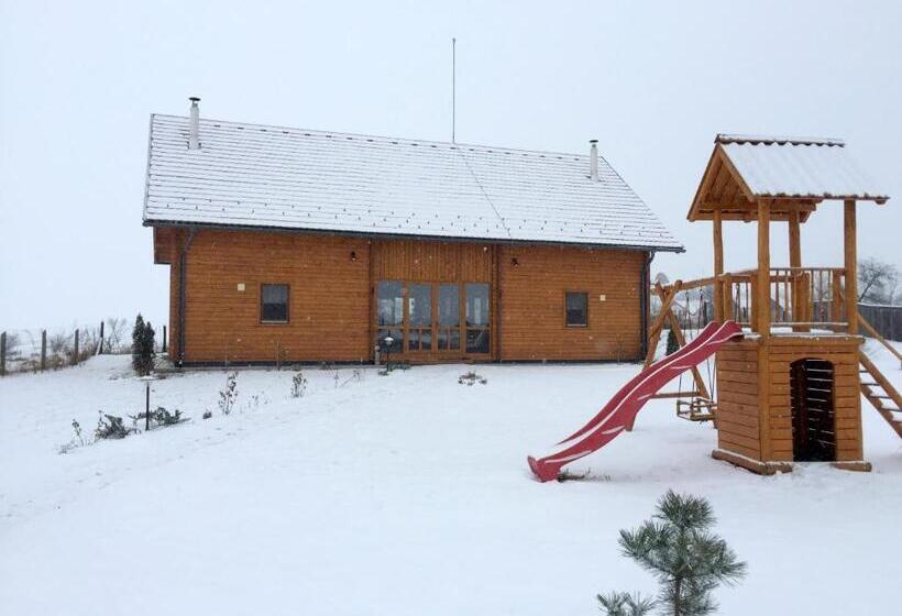 Семейный Номер Вид на Сад, Nimfa Apartments