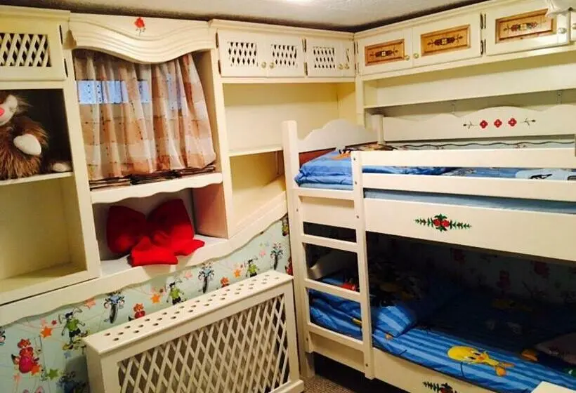 スタンダード４人部屋, Vila Horia Bradet