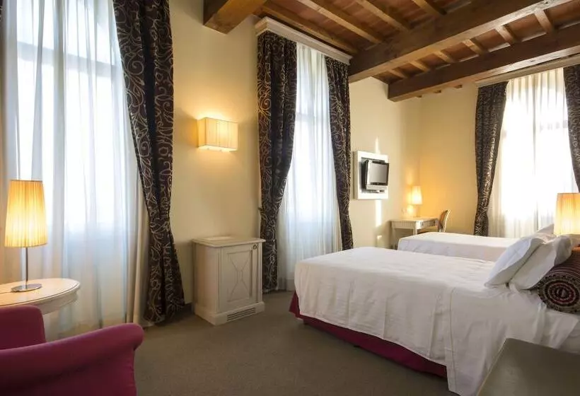 スーペリアールーム, Lhp Hotel Certaldo