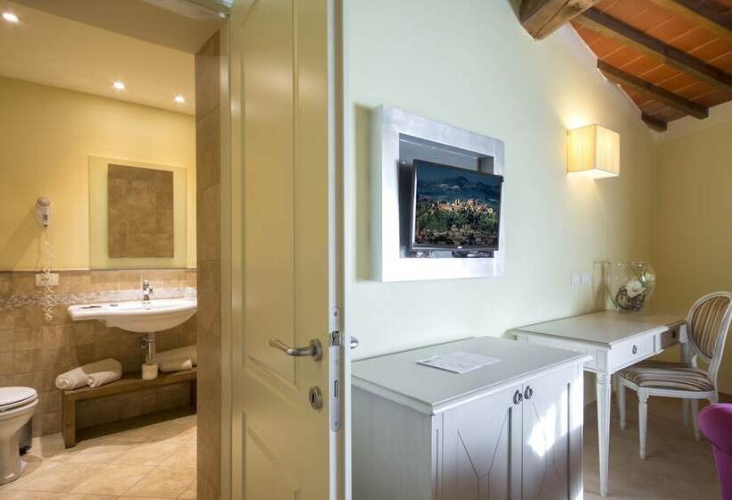 Семейный Номер, Lhp Hotel Certaldo