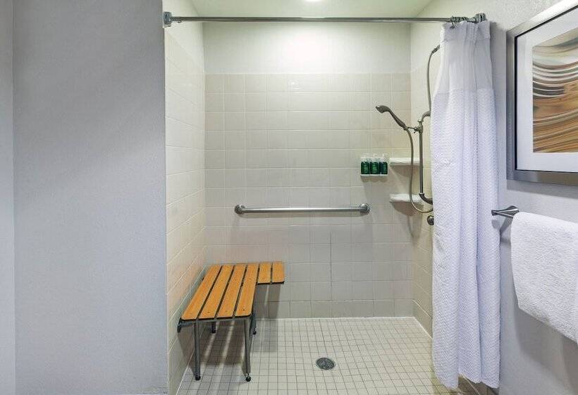 Люкс, Courtyard By Marriott Tulsa Woodland Hills