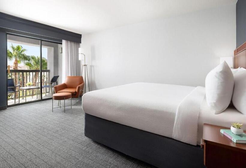 스탠다드 룸 킹사이즈 침대, Courtyard By Marriott Las Vegas Stadium Area