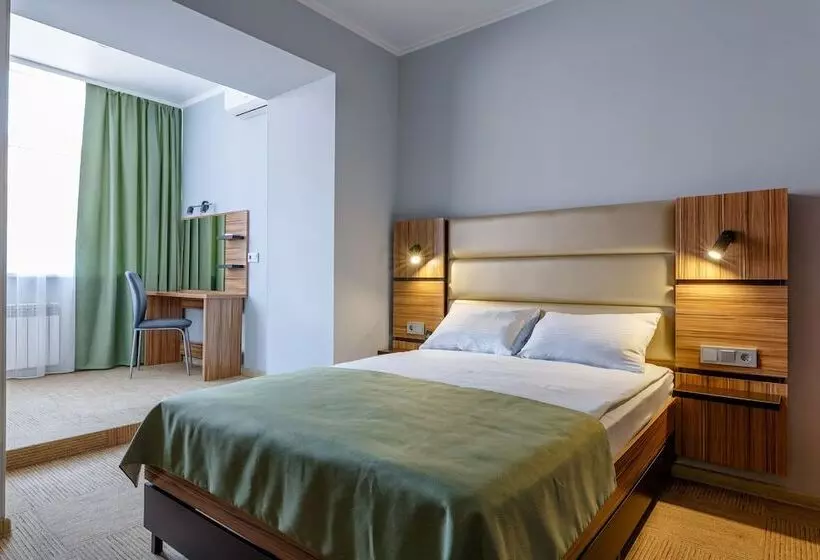 اتاق کلاس بیزنس, Cronwell Nika Center