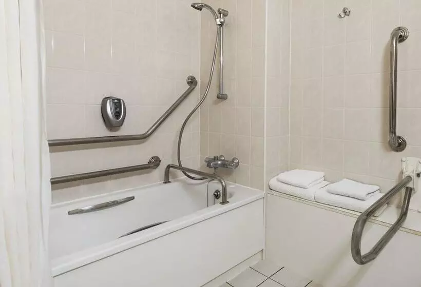 اتاق استاندارد برای معلولان, Days Inn Stafford
