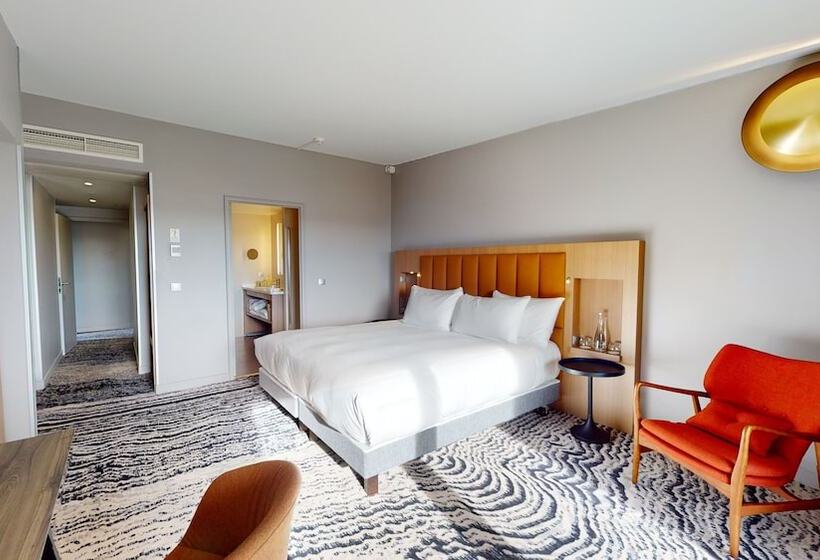 景色の見えるスイートルーム, Doubletree By Hilton Lyon Eurexpo & Spa