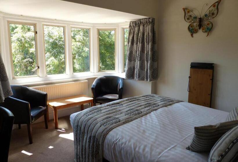 スタンダードルーム, Farnham House