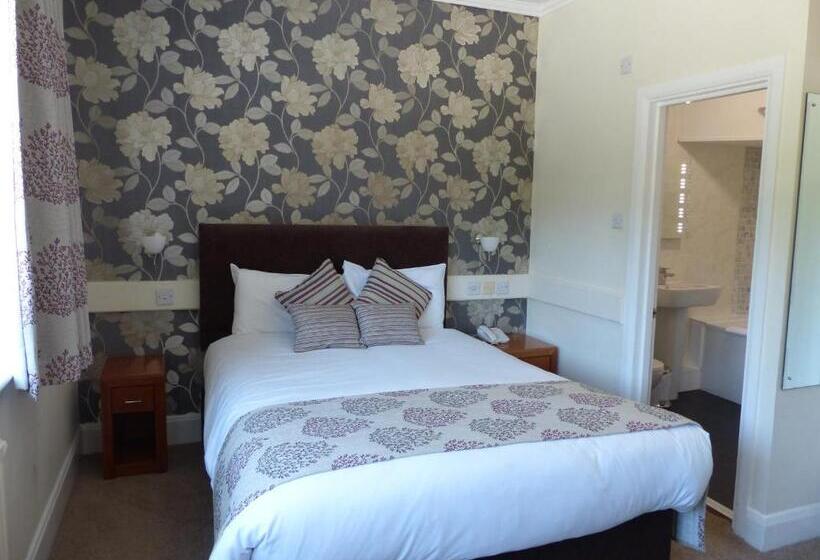 Номер Стандарт, Farnham House