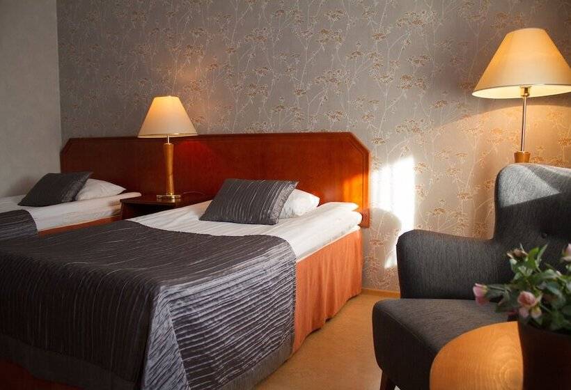 스탠다드 룸, Fjalar