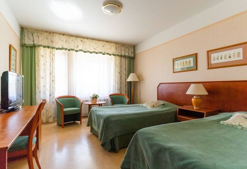 스탠다드 룸, Fjalar