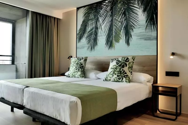キングサイズベッドのエクゼクティブルーム, Holiday Inn Express Hotel & Suites Acme Traverse City, An Ihg