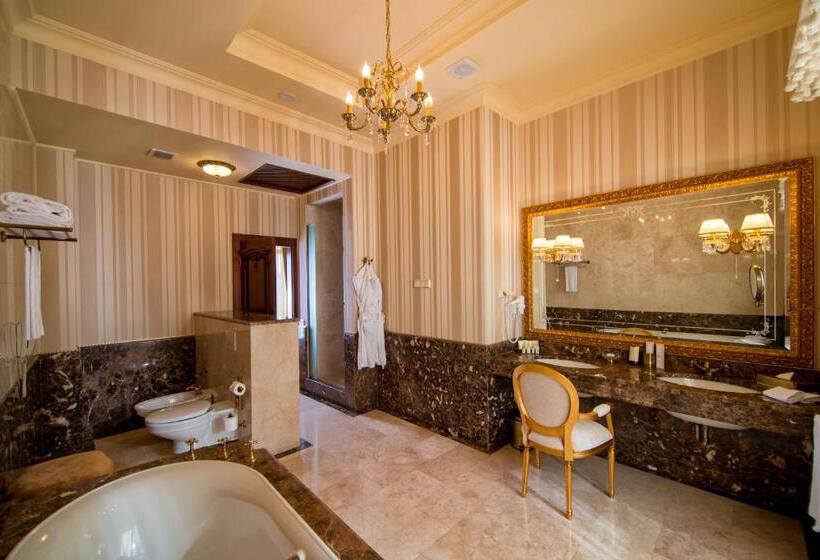 جناح رئاسى, Nobilis