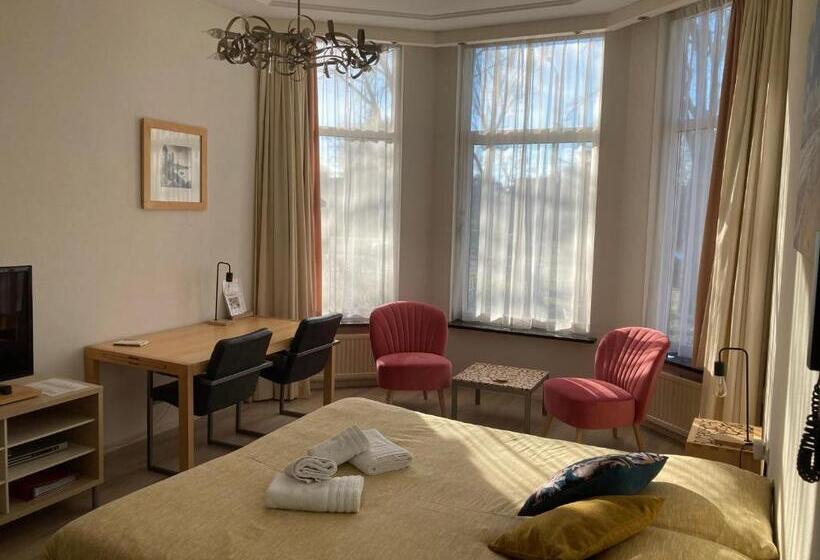 스탠다드 스튜디오 정원 전망, Plato By Hofstad Studio’s