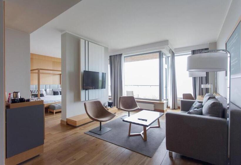 Suite met Kingsize Bed, Sopot Marriott Resort & Spa