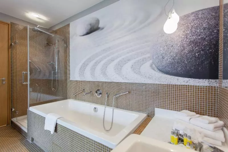سوئیت با تخت بزرگ, Sopot Marriott Resort & Spa