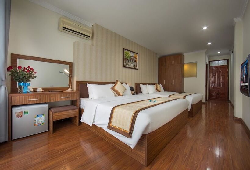 اتاق لوکس, Spoon