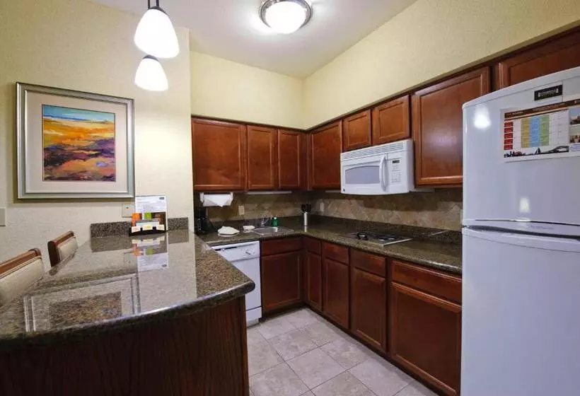 سوییت, Staybridge Suites Corpus Christi, An Ihg