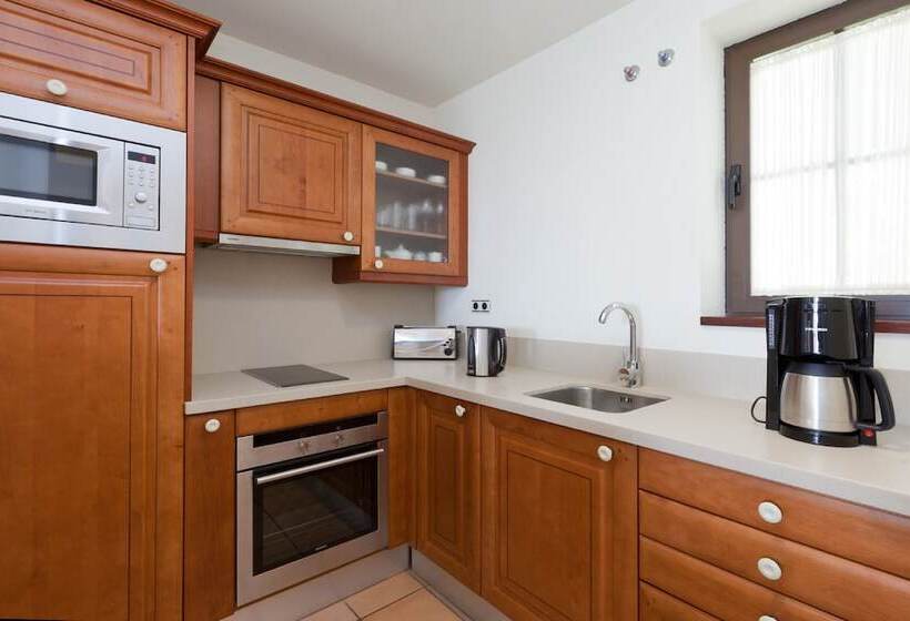Вилла 3 Спальни с Бассейном, Suite Villa Maria