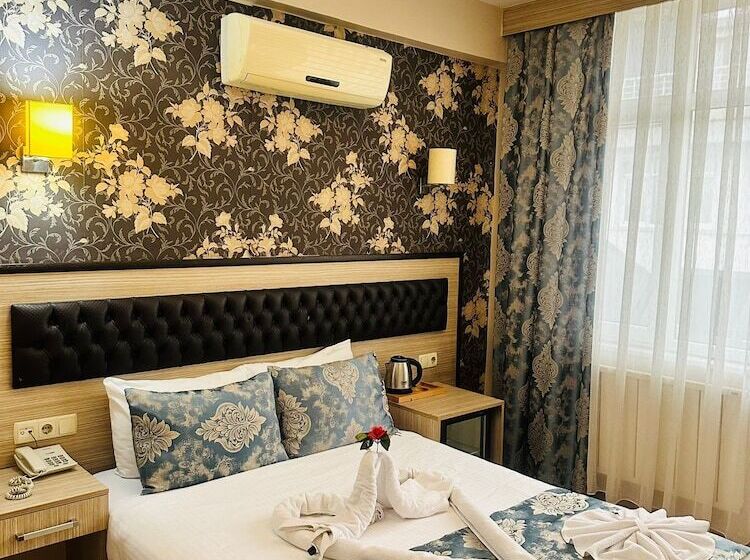 اتاق لوکس, Tugra