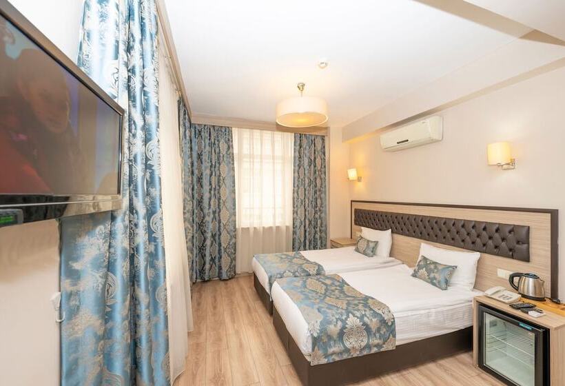 اتاق لوکس, Tugra