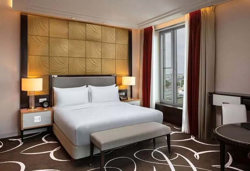 Junior Suite, Waldorf Astoria Berlin