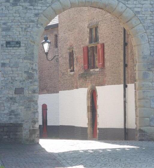 غرفة قياسية, De Oude Haven