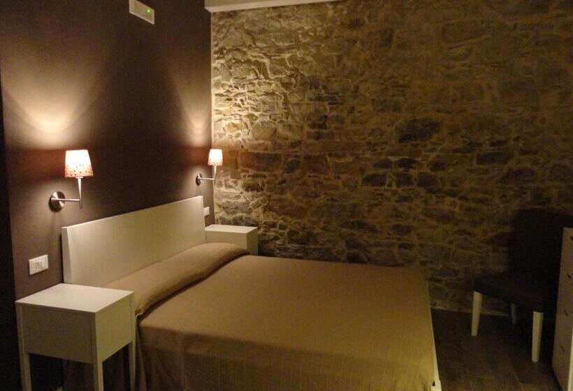 Номер Стандарт, Il Giglio Casa Albergo