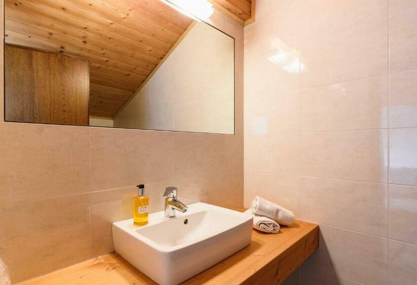 スタンダードルーム, Restaurant Alber