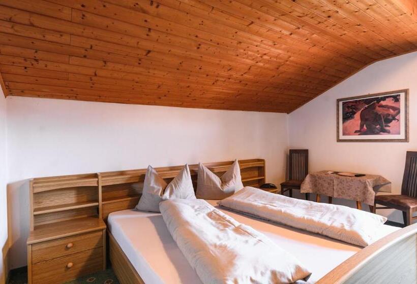 スタンダードルーム, Restaurant Alber