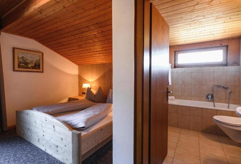 スタンダードルーム, Restaurant Alber